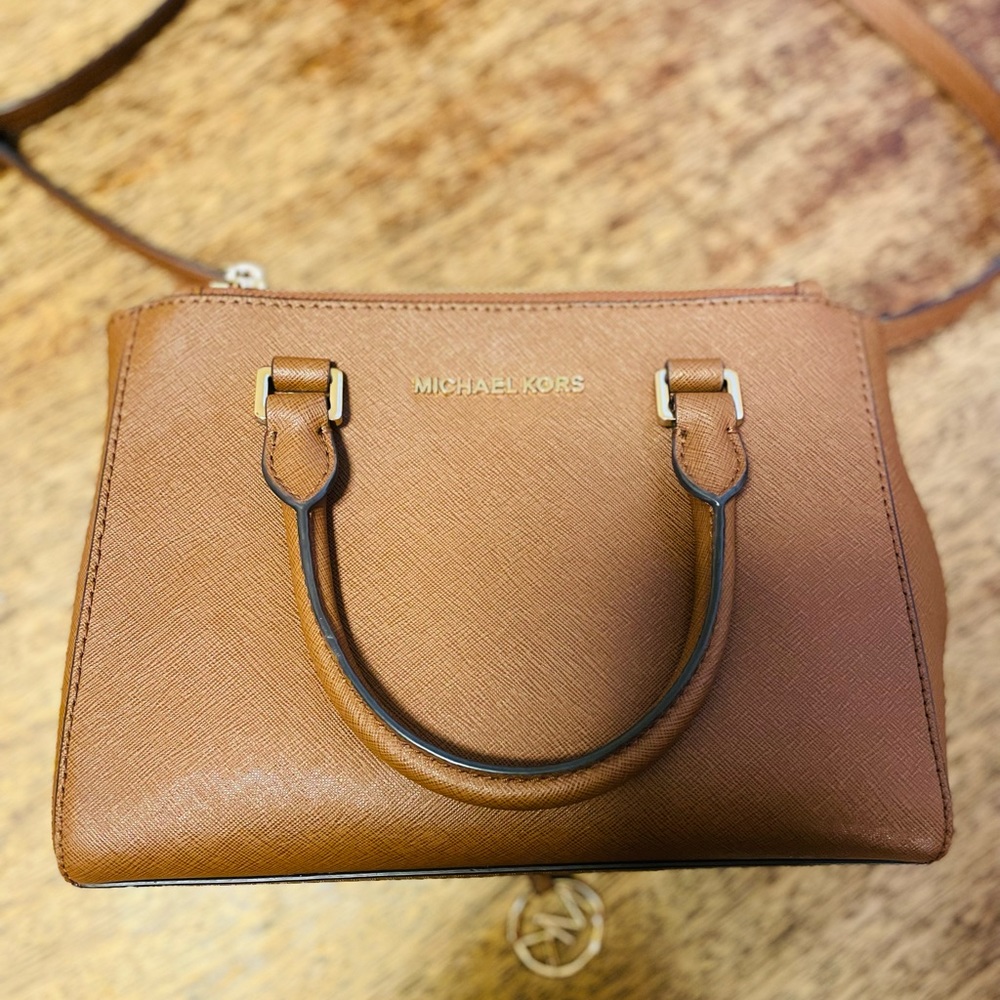 Michael Kors Small Satchel (Brown)